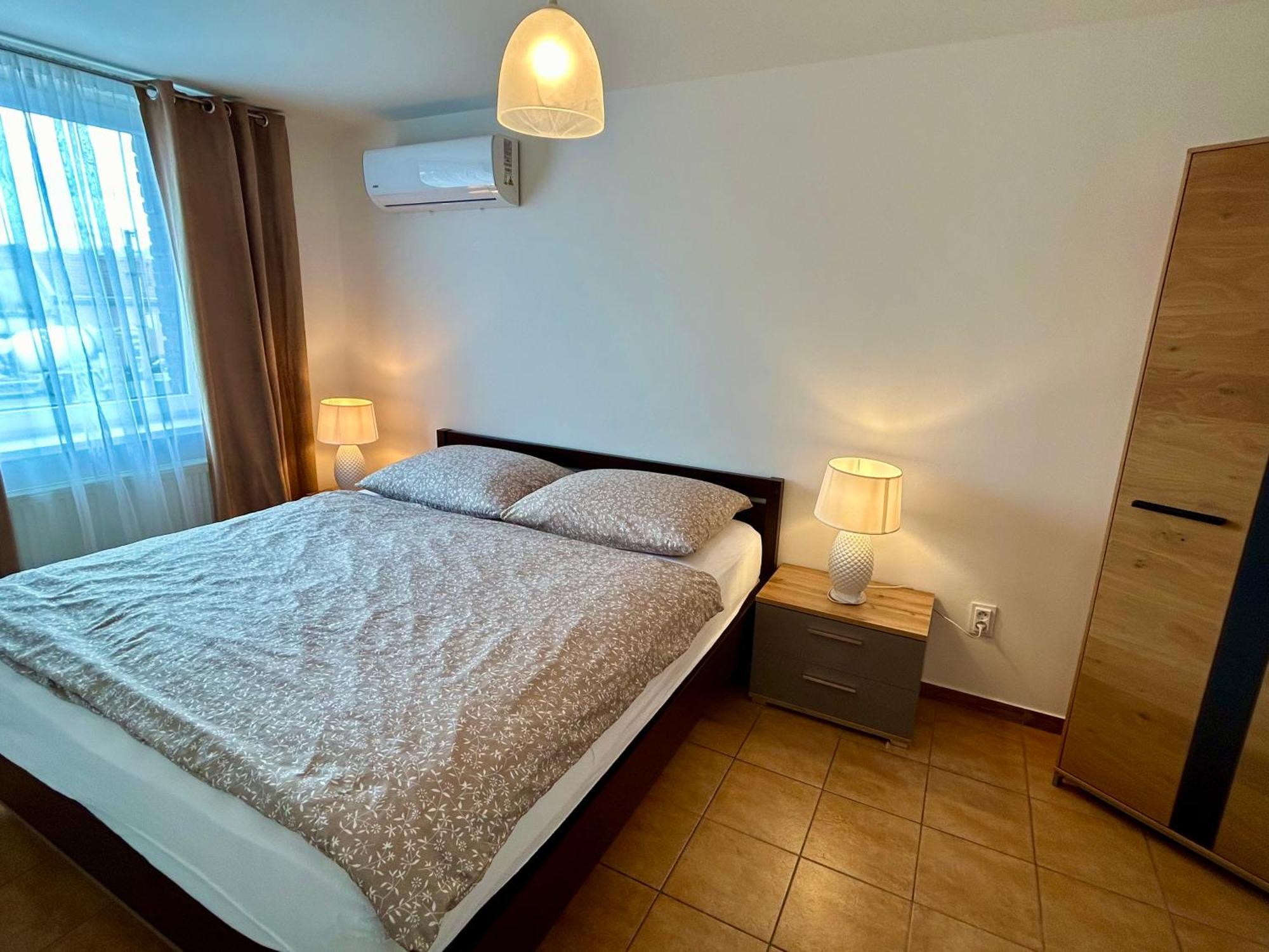 Apartments Zara Štúrovo Bagian luar foto