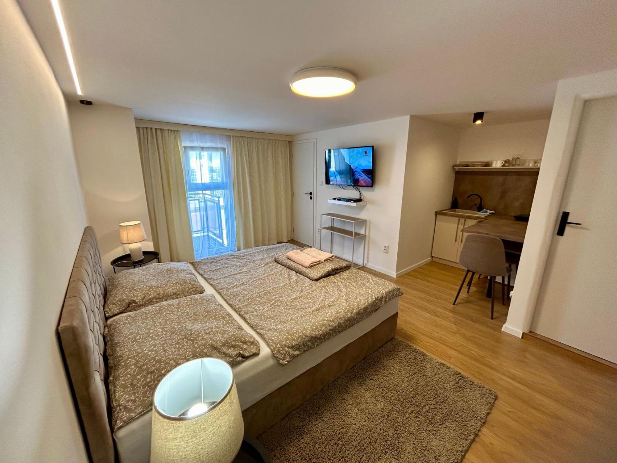 Apartments Zara Štúrovo Bagian luar foto