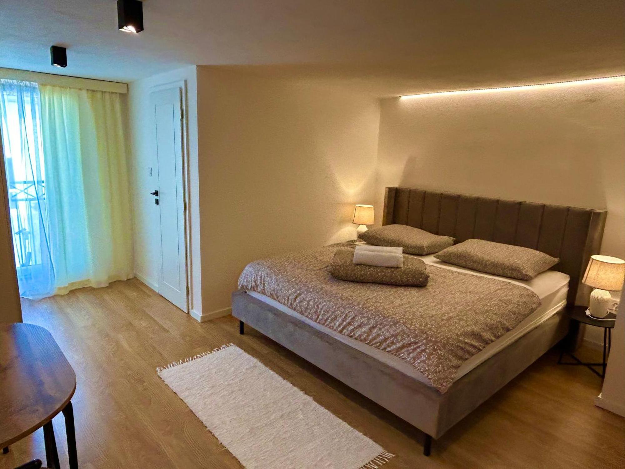 Apartments Zara Štúrovo Bagian luar foto